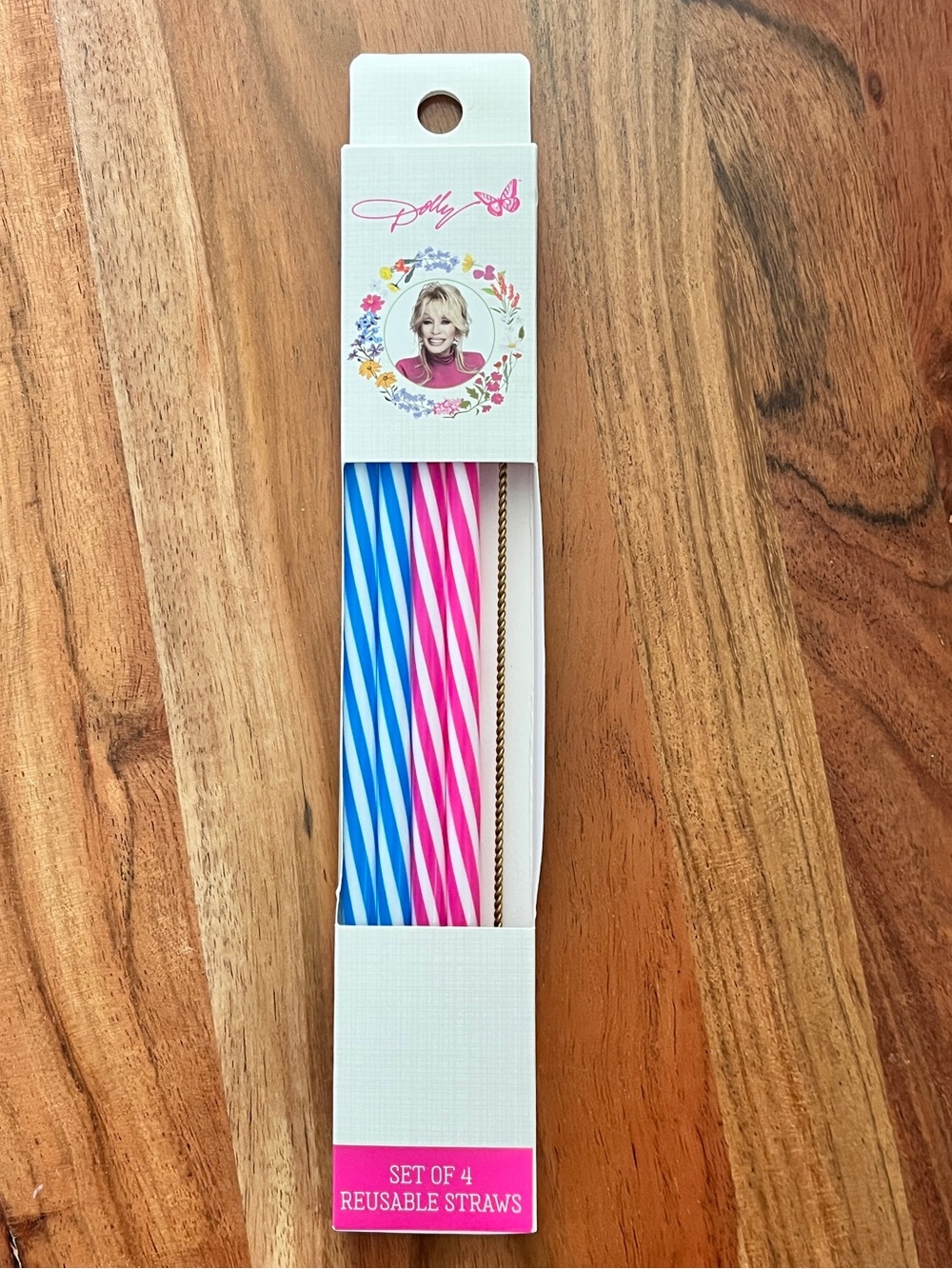 NWT Dolly Parton Reusable Straws Set of 4 + Brush